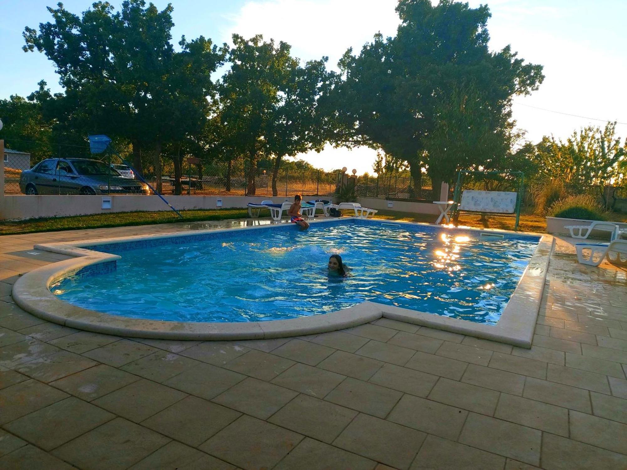 Kaja House Apartments Lozovac Værelse billede