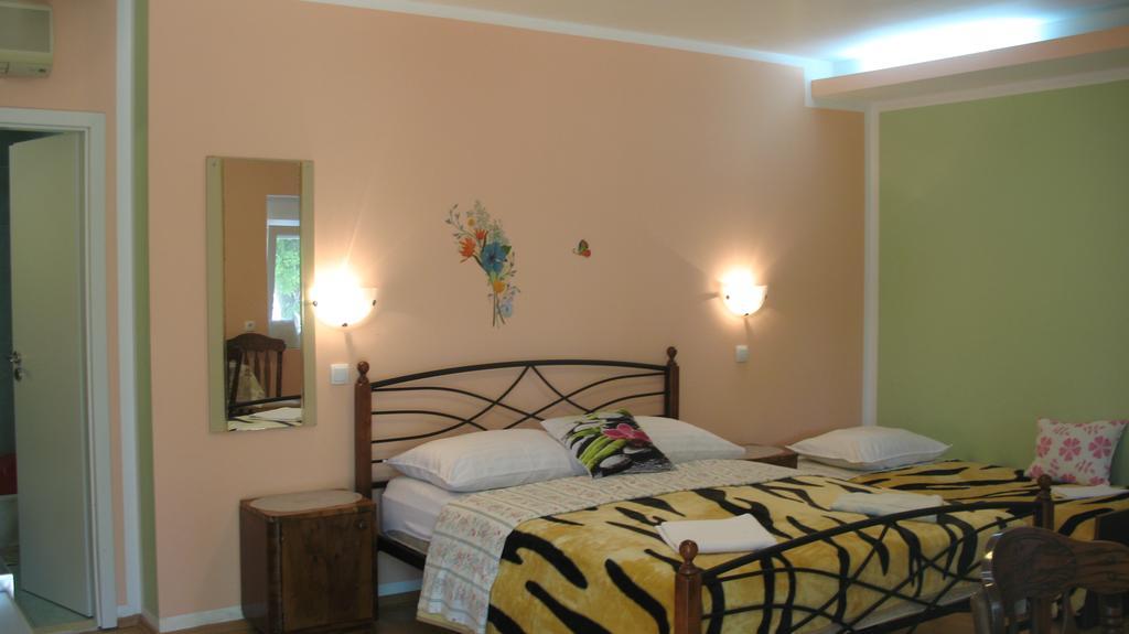 Kaja House Apartments Lozovac Eksteriør billede