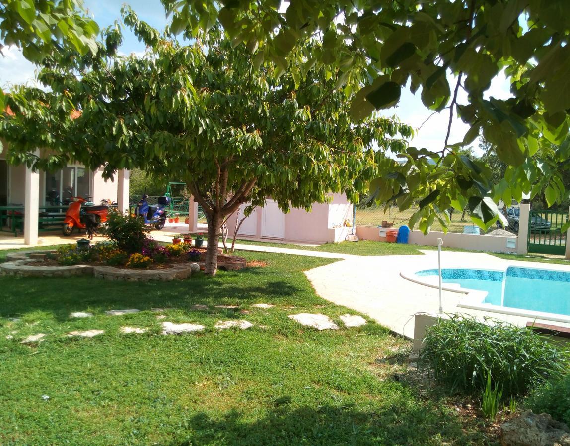 Kaja House Apartments Lozovac Eksteriør billede