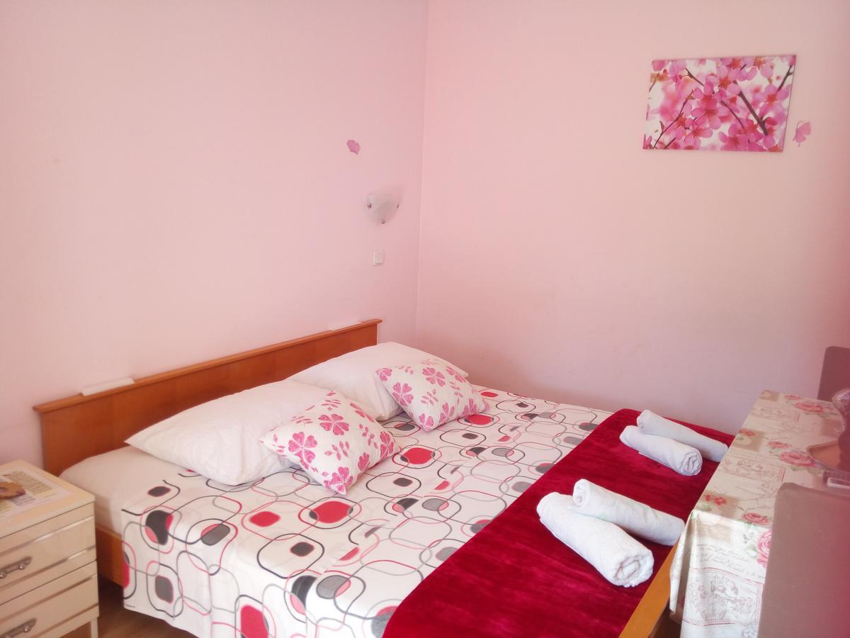 Kaja House Apartments Lozovac Eksteriør billede