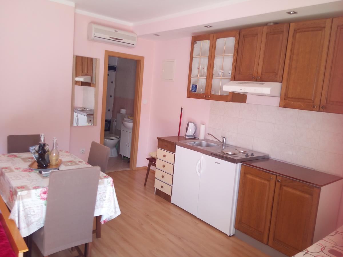 Kaja House Apartments Lozovac Eksteriør billede